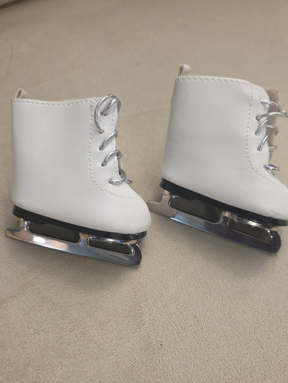 American Girl White Doll Ice Skate Pair with Silver Blades